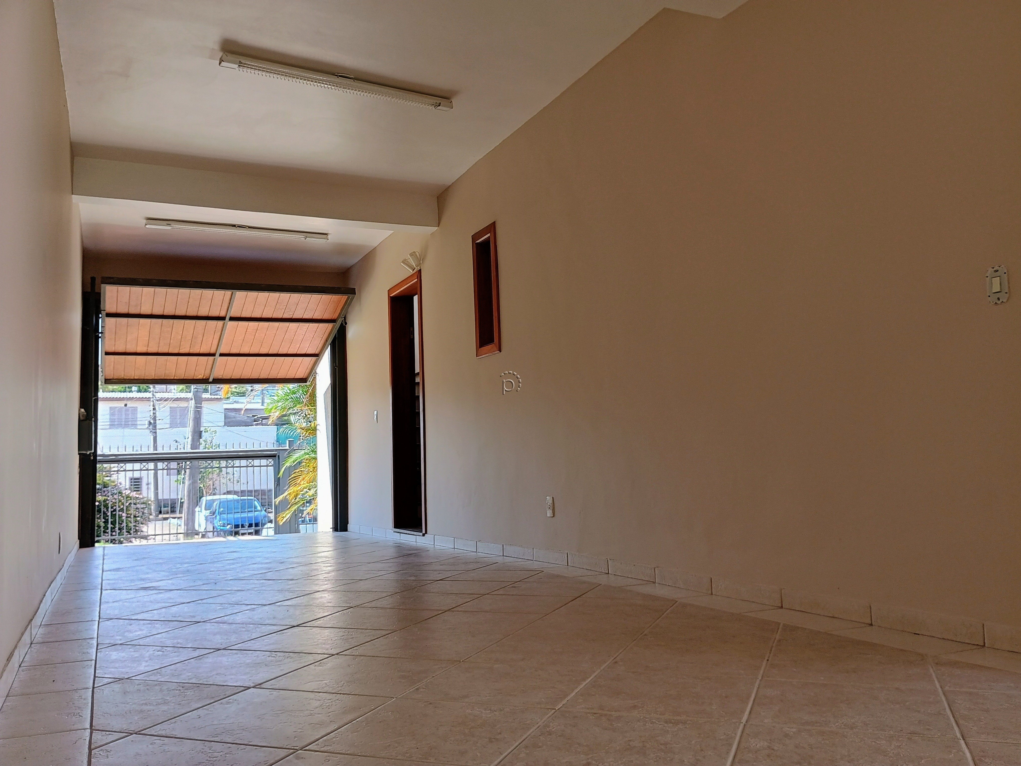 Casa à venda com 197m², 3 quartos, 1 suíte, 2 vagas no bairro Hípica em Porto Alegre - Foto 26