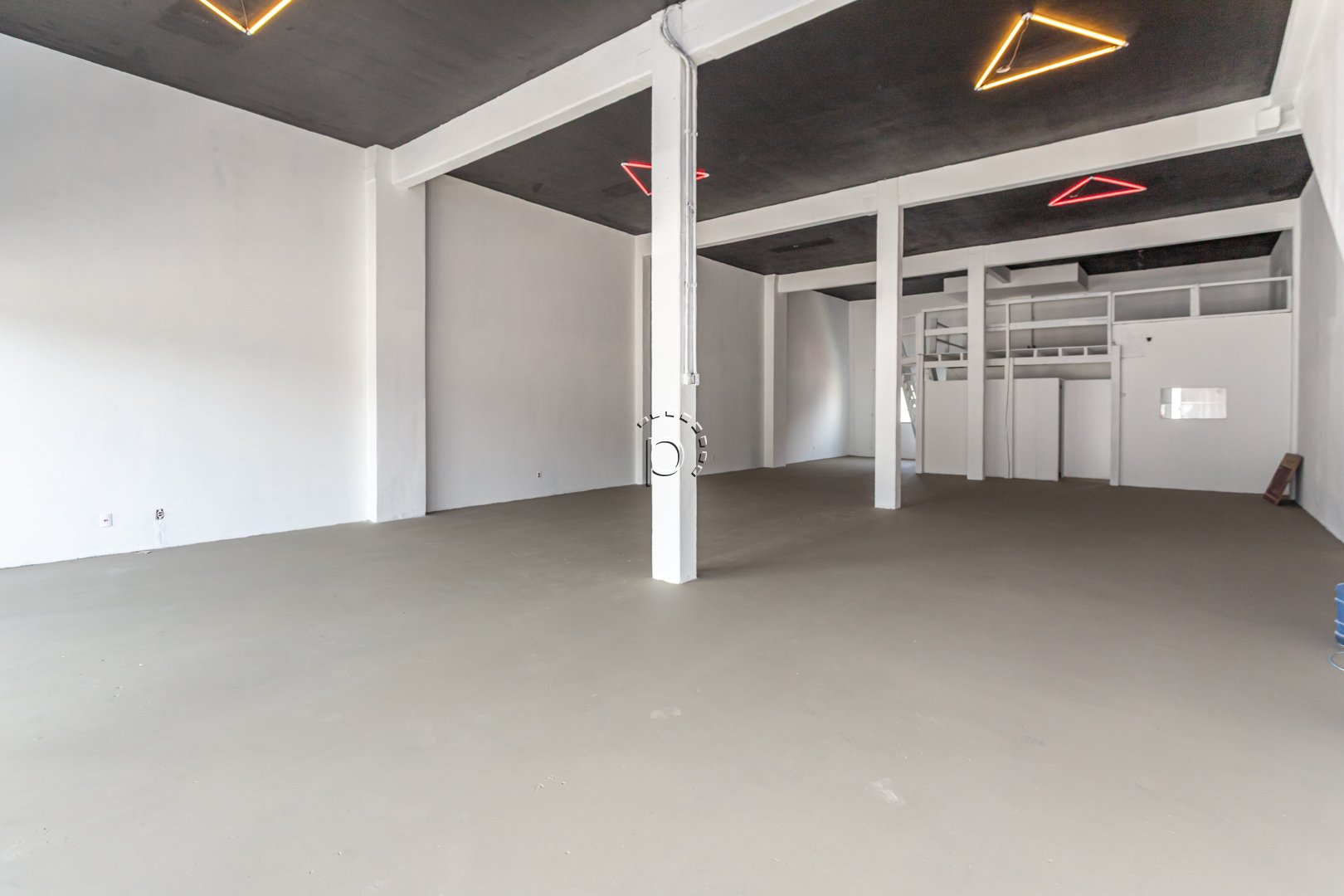 Loja para alugar com 200m² no bairro Hipica em Porto Alegre