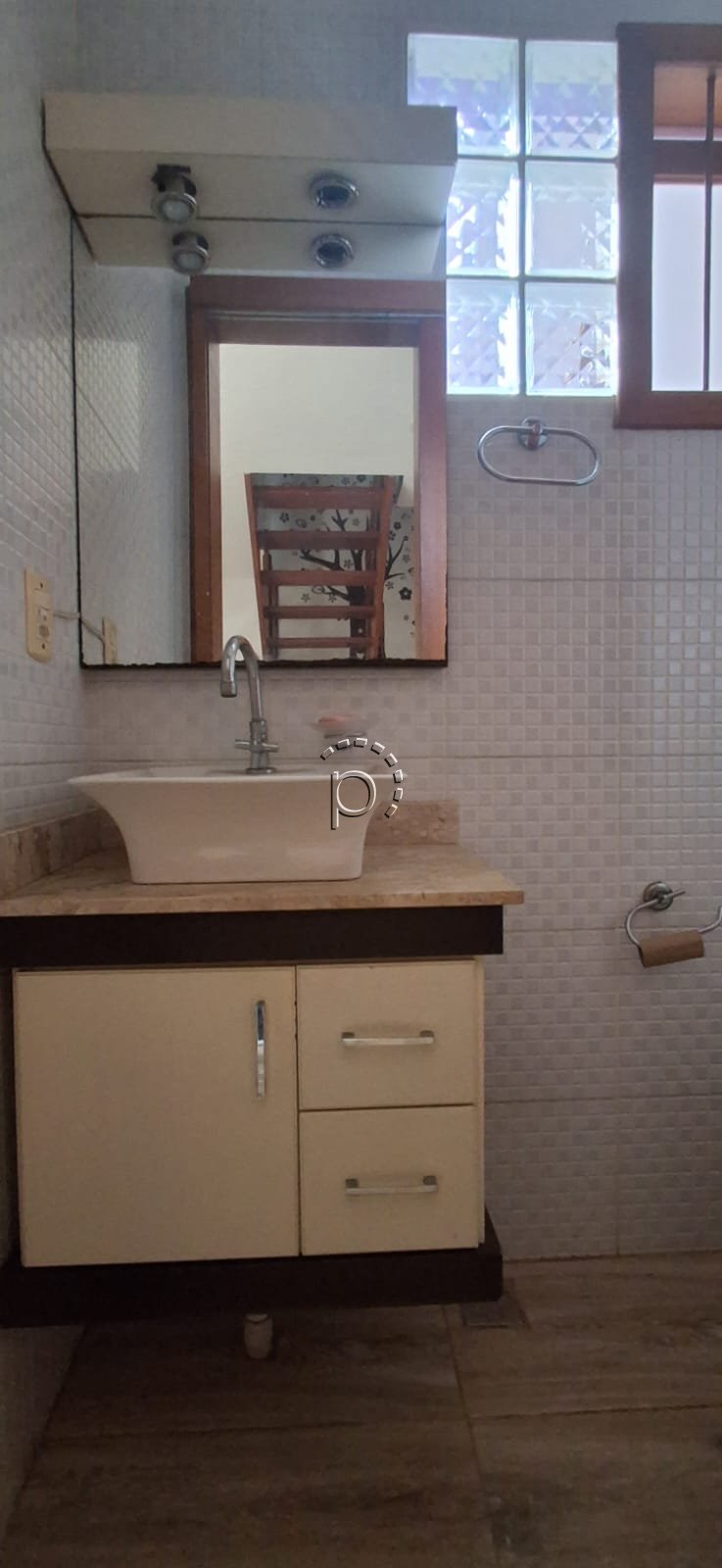 Casa para alugar com 159m², 3 quartos, 3 vagas no bairro Cavalhada em Porto Alegre - Foto 58