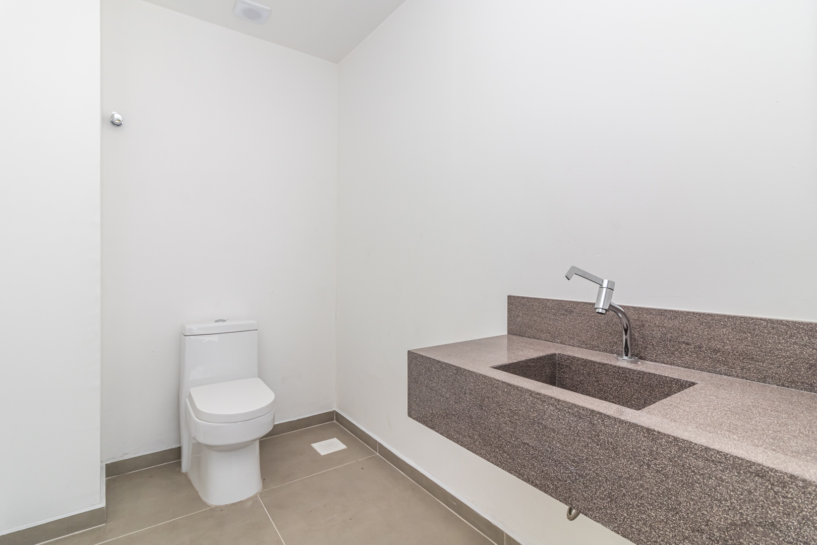 Loja para alugar com 141m² no bairro Ipanema em Porto Alegre - Foto 12