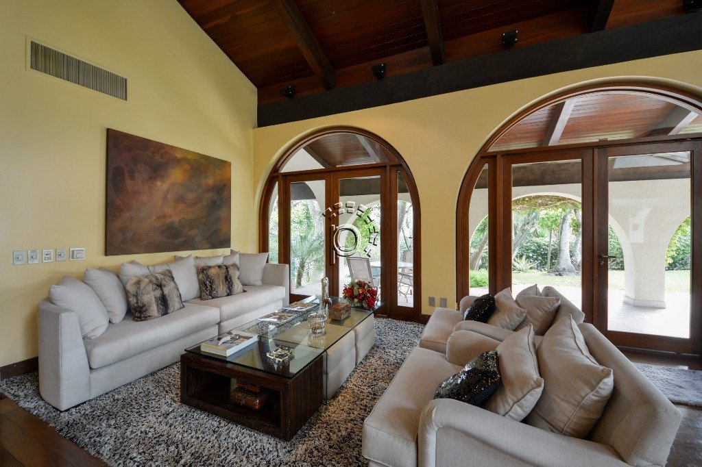 Casa Comercial para alugar com 645m², 4 quartos, 8 vagas no bairro Tristeza em Porto Alegre - Foto 17