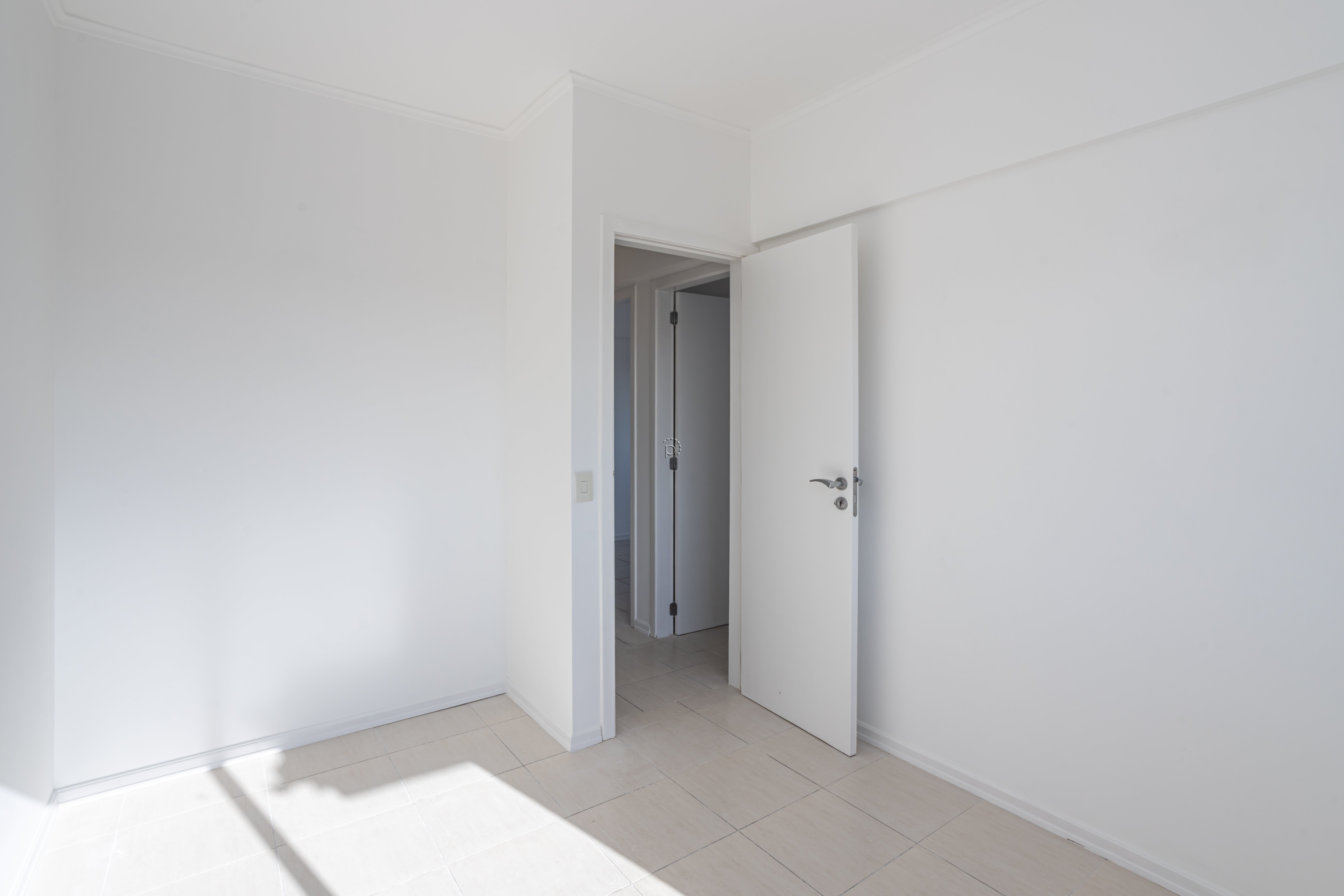 Apartamento à venda com 89m², 3 quartos, 1 vaga no bairro Tristeza em Porto Alegre - Foto 4