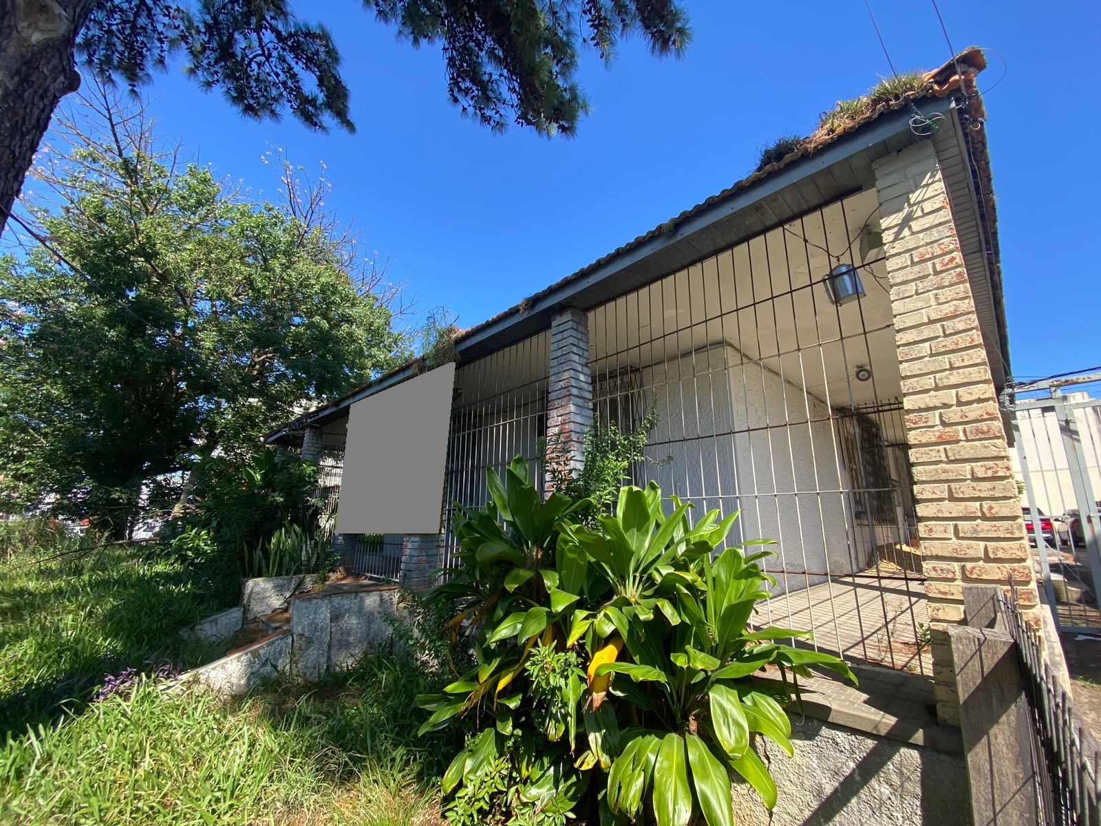 Casa Comercial para alugar com 200m² no bairro Cavalhada em Porto Alegre - Foto 1