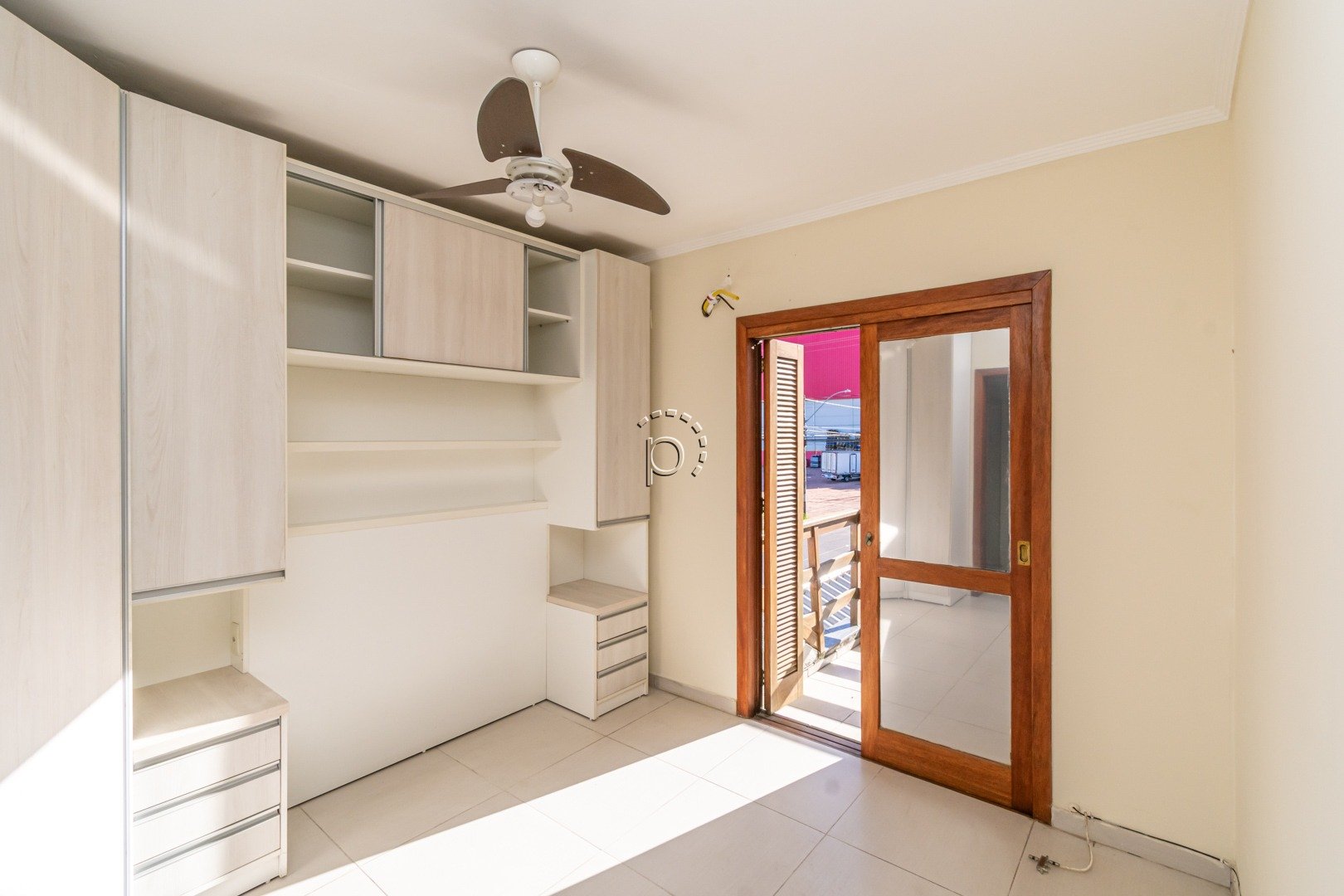 Casa para alugar com 115m², 3 quartos, 3 suítes, 3 vagas no bairro Hípica em Porto Alegre - Foto 28