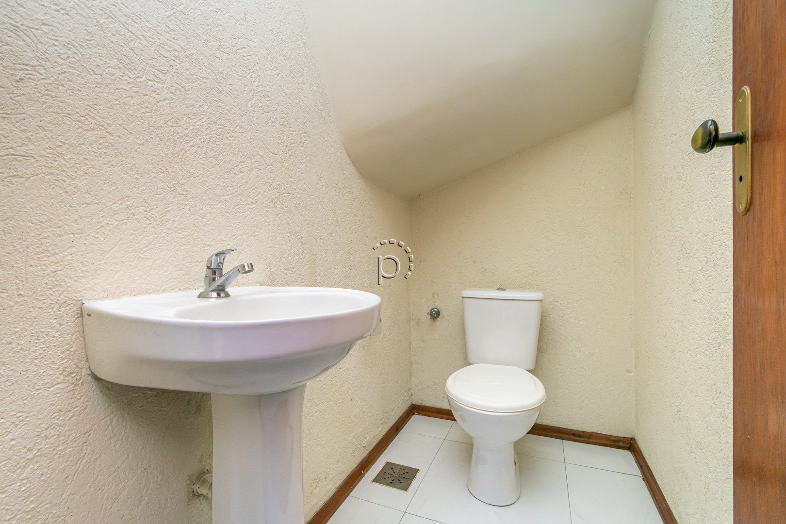 Casa para alugar com 115m², 3 quartos, 3 suítes, 3 vagas no bairro Hípica em Porto Alegre - Foto 7