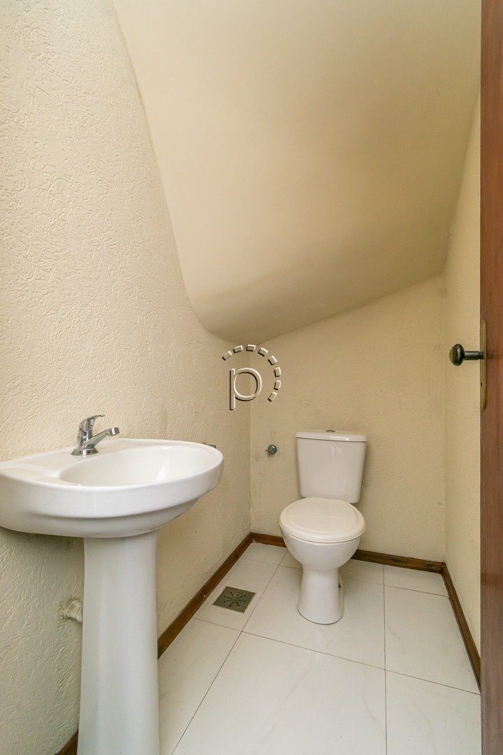 Casa para alugar com 115m², 3 quartos, 3 suítes, 3 vagas no bairro Hípica em Porto Alegre - Foto 8