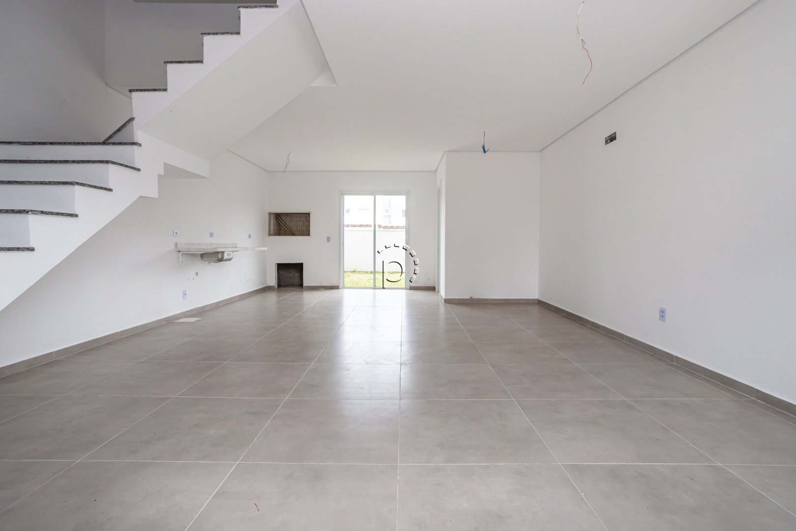 Casa em Condomínio à venda com 103m², 3 quartos, 1 suíte, 1 vaga no bairro Campo Novo em Porto Alegre