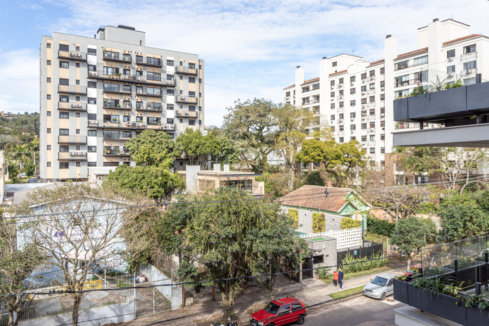 Apartamento à venda com 74m², 3 quartos, 1 suíte, 2 vagas no bairro Tristeza em Porto Alegre - Foto 3