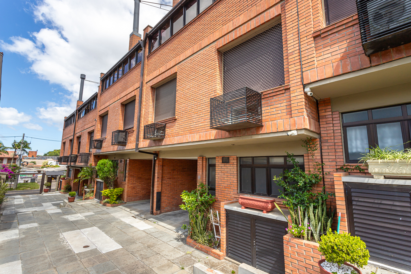 Casa em Condomínio para alugar com 359m², 3 quartos no bairro Cristal em Porto Alegre