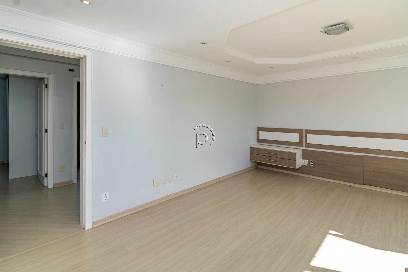 Casa em Condomínio para alugar com 250m², 3 quartos, 1 suíte, 4 vagas no bairro Terra Ville em Porto Alegre - Foto 18