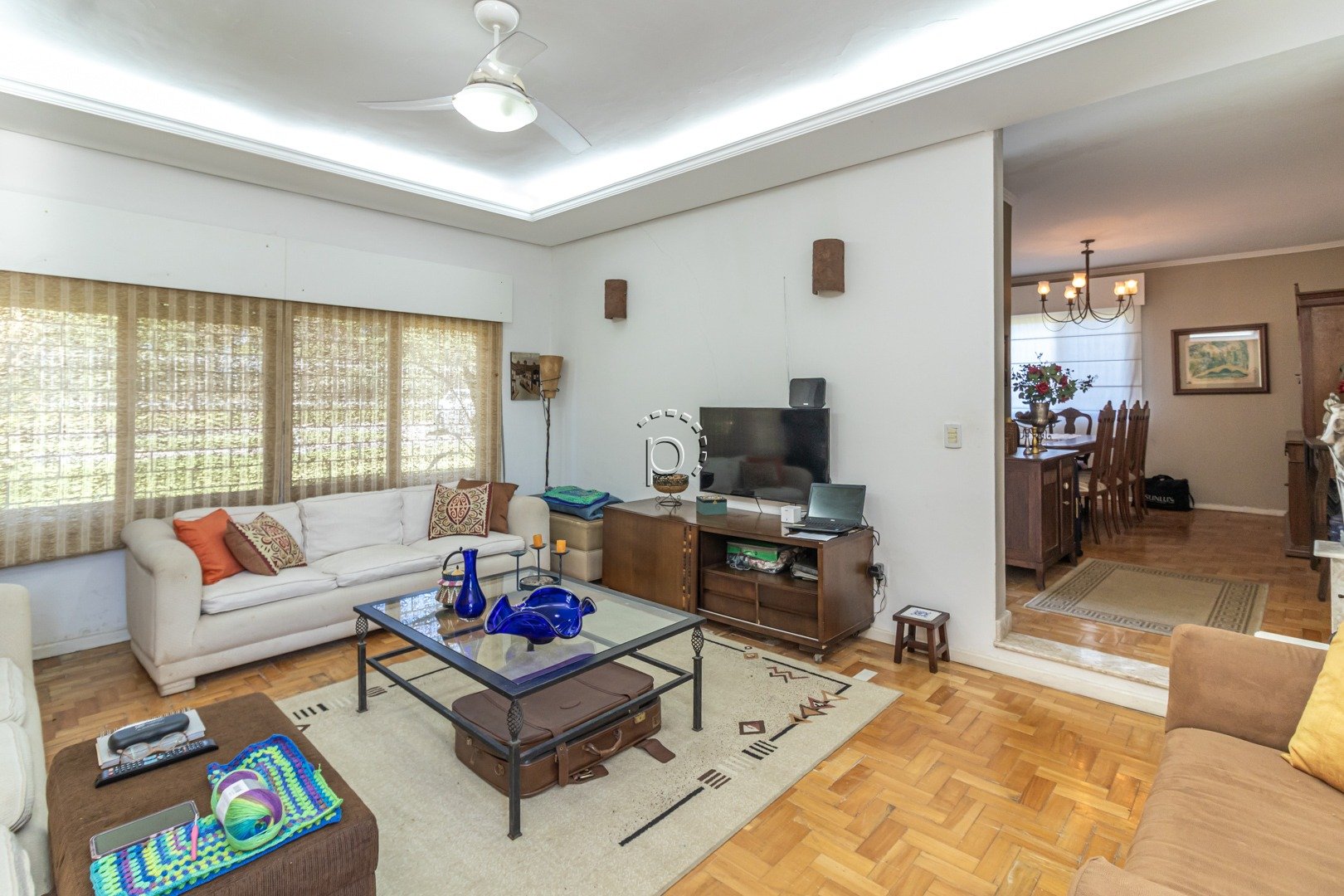 Casa para alugar com 220m², 3 quartos no bairro Hípica em Porto Alegre