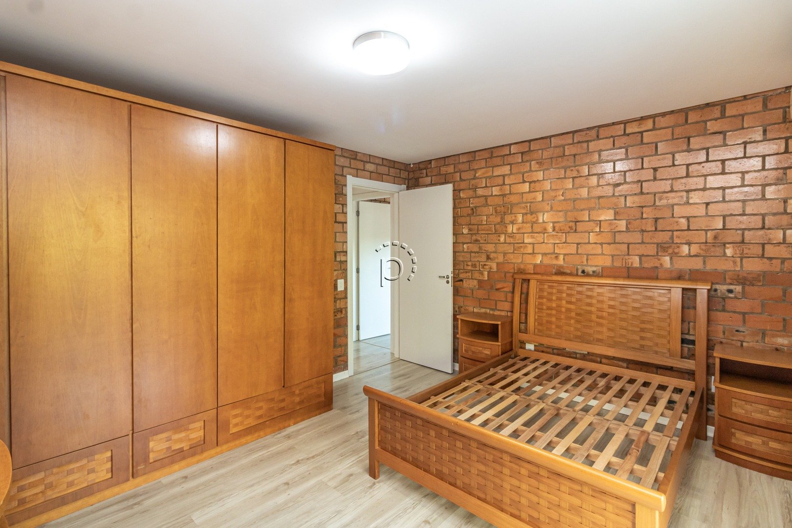 Casa para alugar com 308m², 2 quartos, 1 suíte no bairro Hípica em Porto Alegre - Foto 11