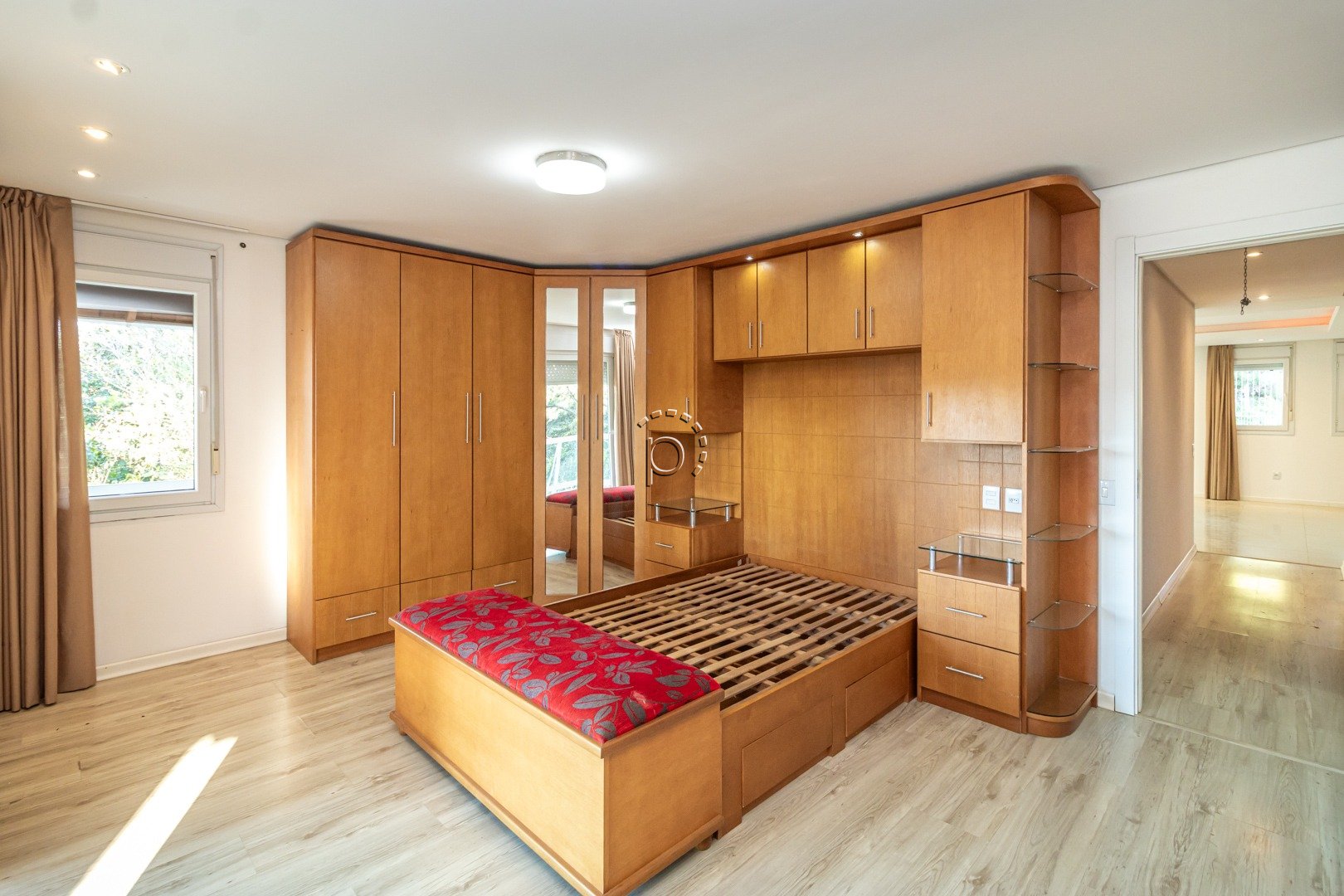 Casa para alugar com 308m², 2 quartos, 1 suíte no bairro Hípica em Porto Alegre - Foto 14