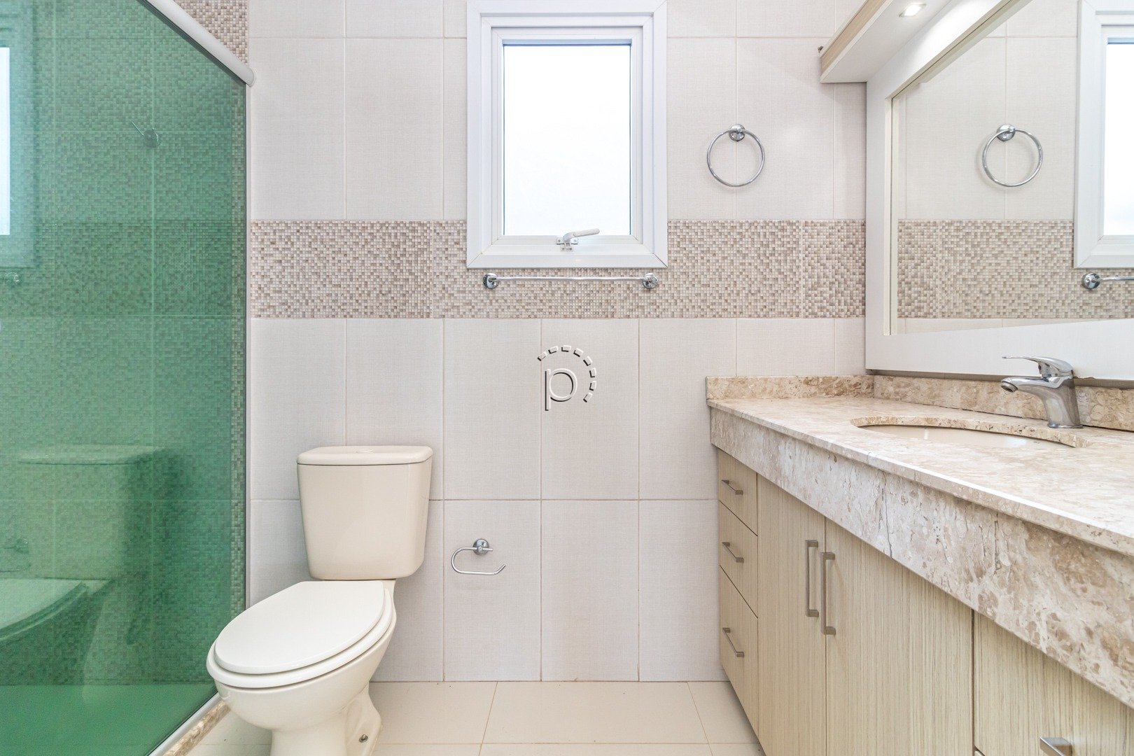 Casa para alugar com 308m², 2 quartos, 1 suíte no bairro Hípica em Porto Alegre - Foto 16