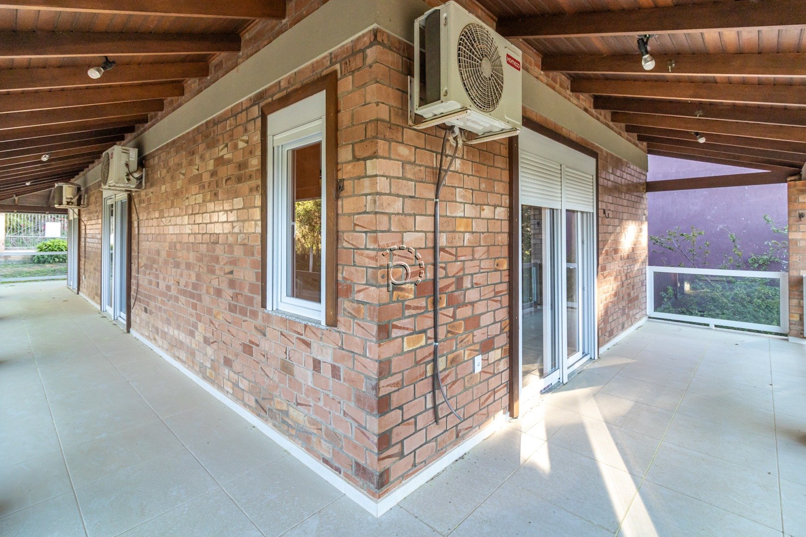 Casa para alugar com 308m², 2 quartos, 1 suíte no bairro Hípica em Porto Alegre - Foto 22