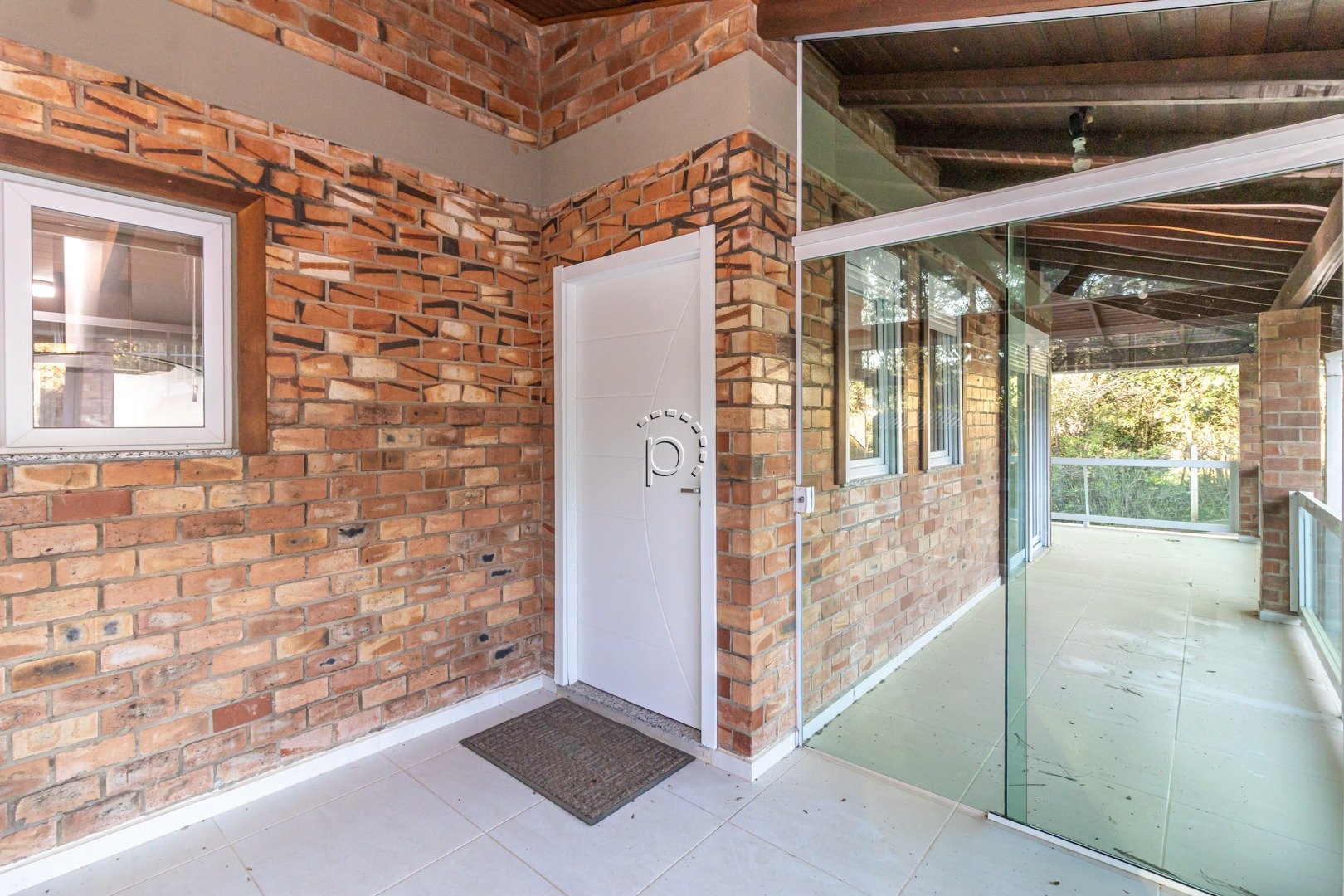 Casa para alugar com 308m², 2 quartos, 1 suíte no bairro Hípica em Porto Alegre - Foto 25