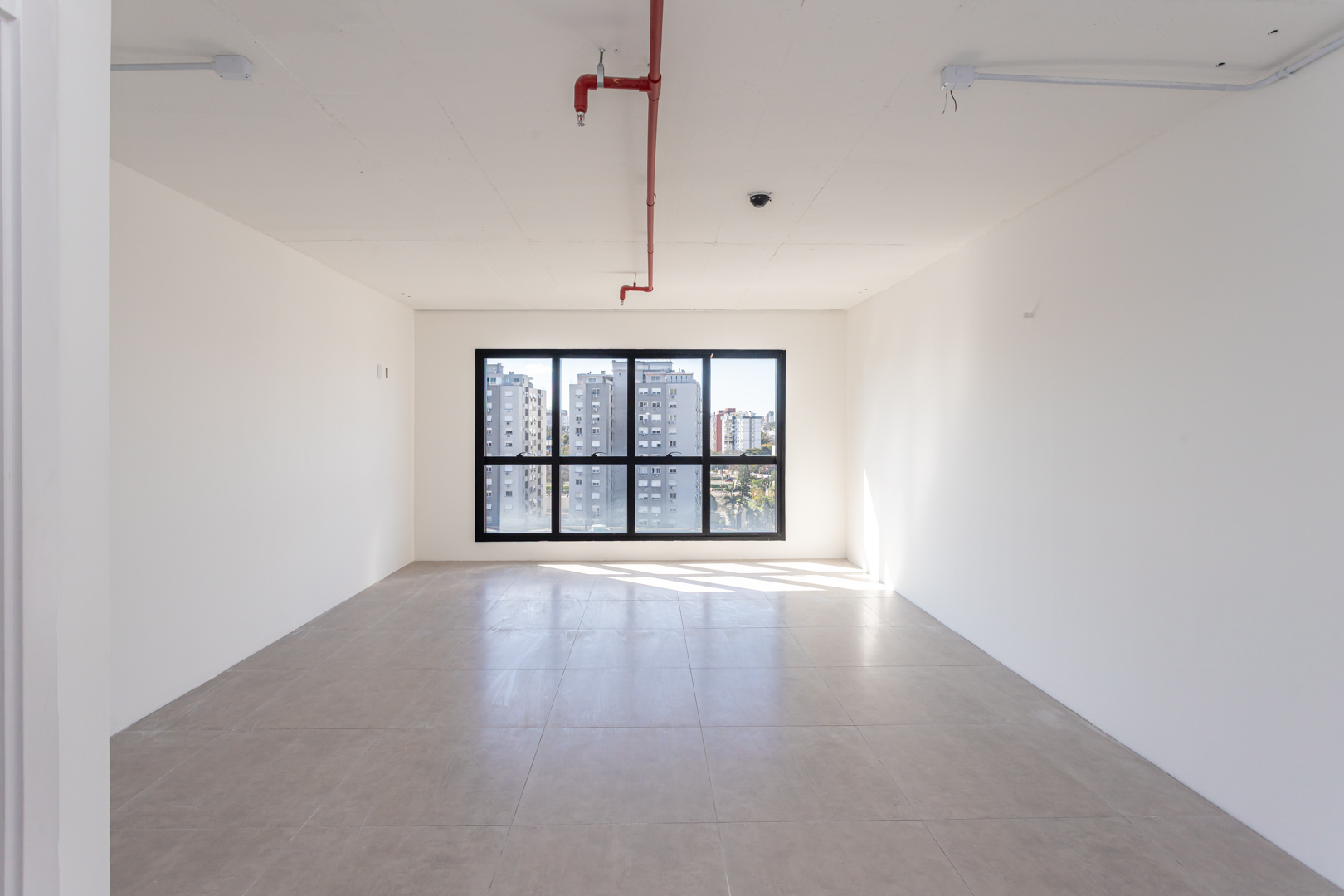 Sala para alugar com 40m² no bairro Menino Deus em Porto Alegre - Foto 4