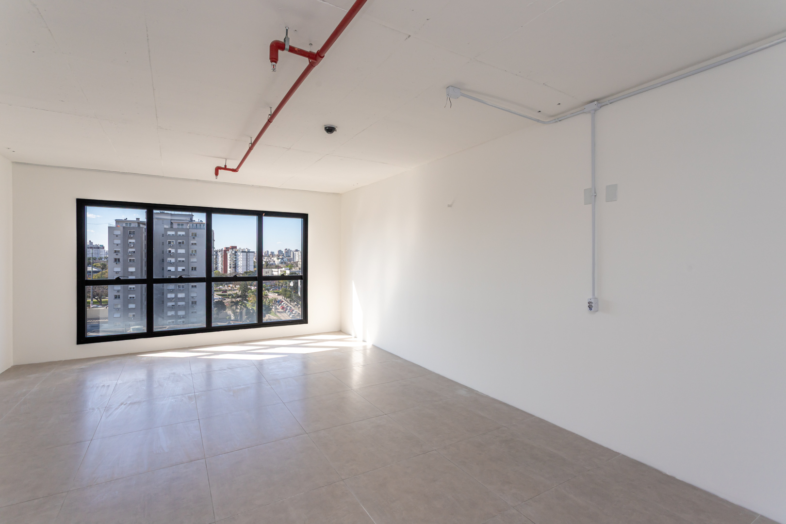 Sala para alugar com 40m² no bairro Menino Deus em Porto Alegre - Foto 3