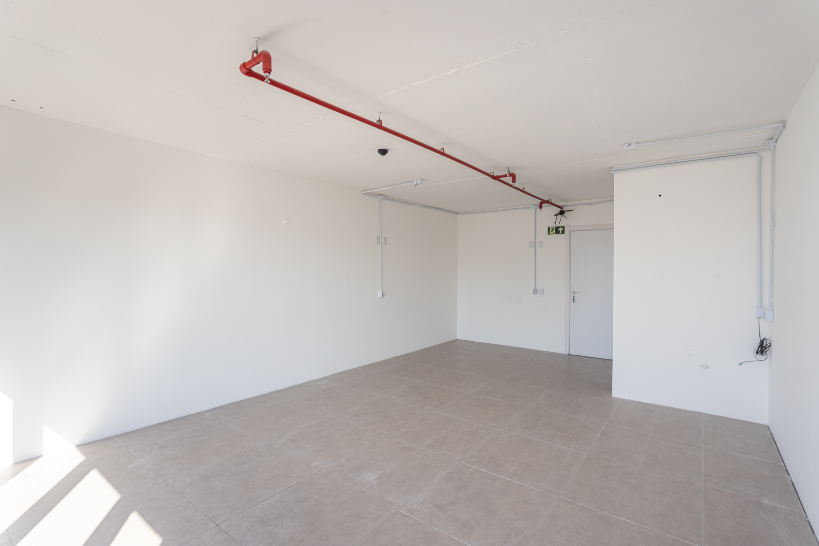 Sala para alugar com 40m² no bairro Menino Deus em Porto Alegre - Foto 6