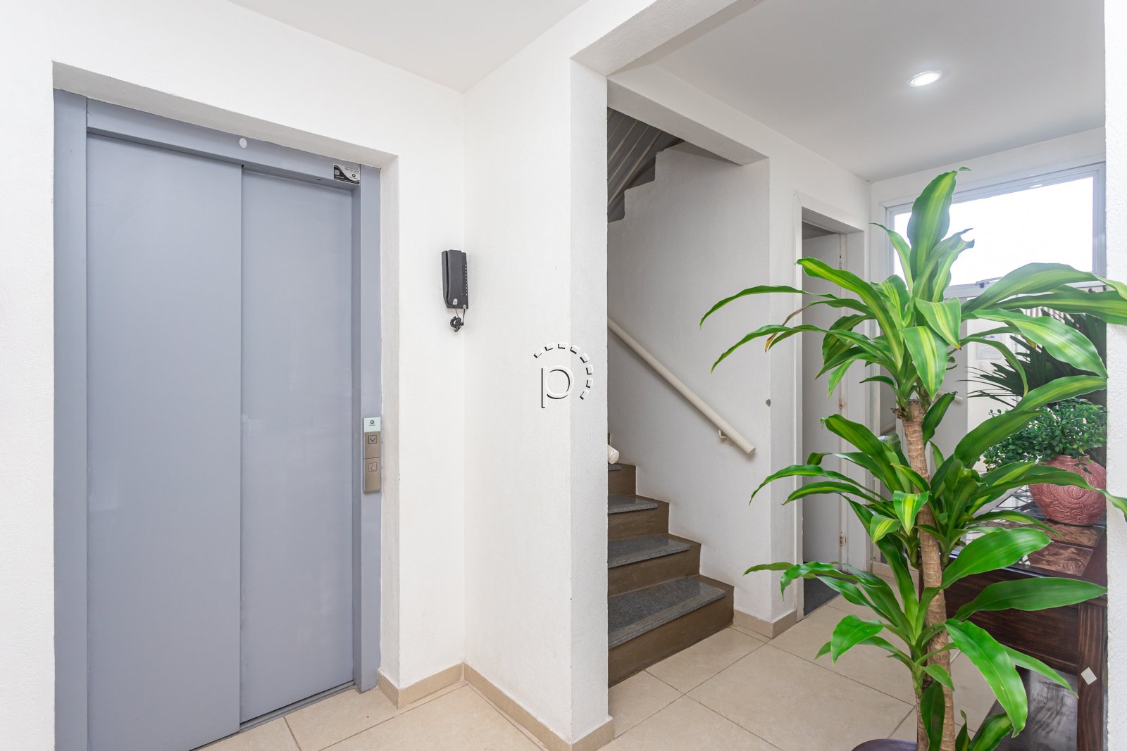 Apartamento à venda com 80m², 2 quartos, 1 suíte, 2 vagas no bairro Teresópolis em Porto Alegre - Foto 28