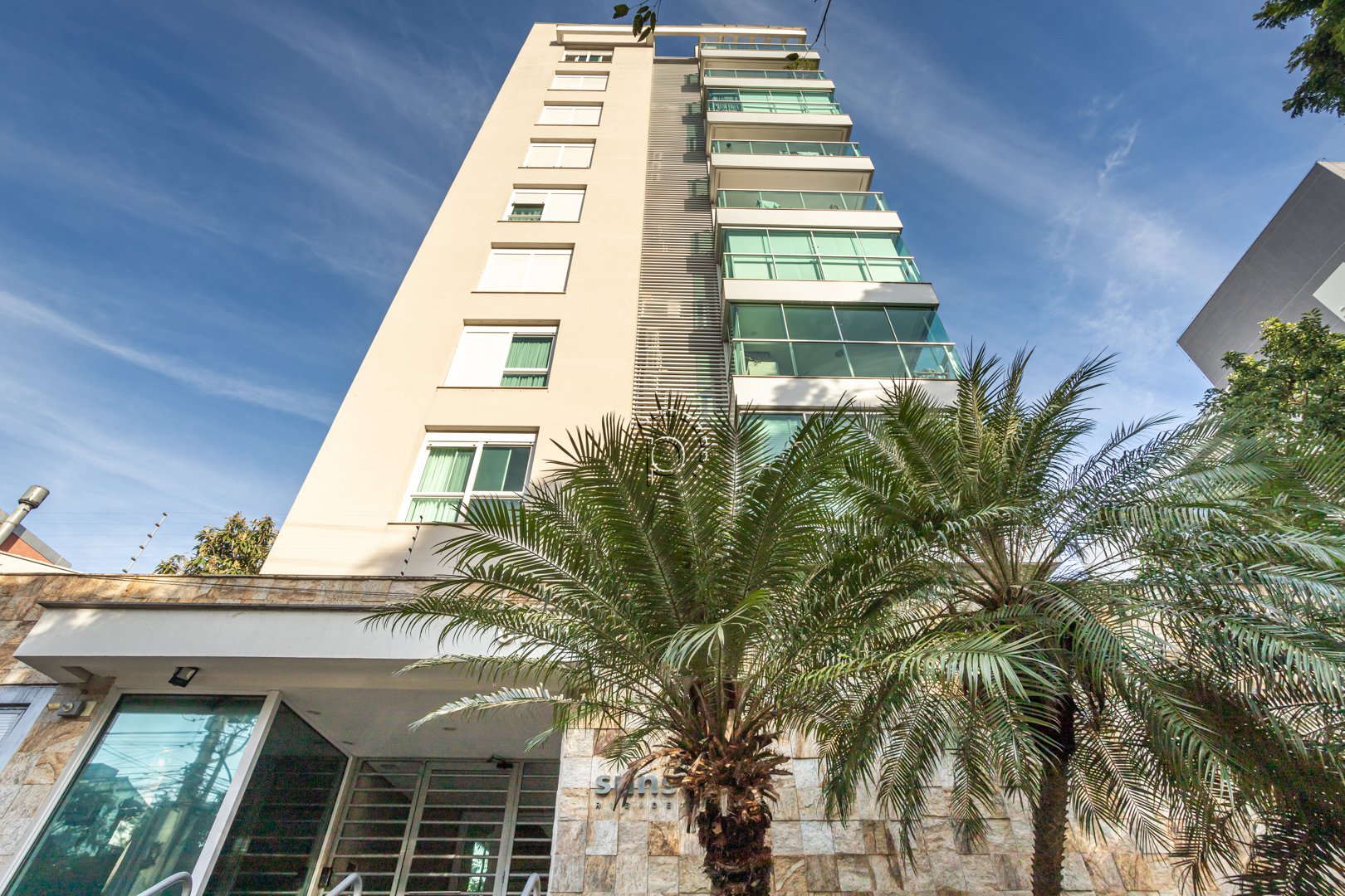 Apartamento à venda com 69m², 2 quartos, 1 suíte, 1 vaga no bairro Tristeza em Porto Alegre