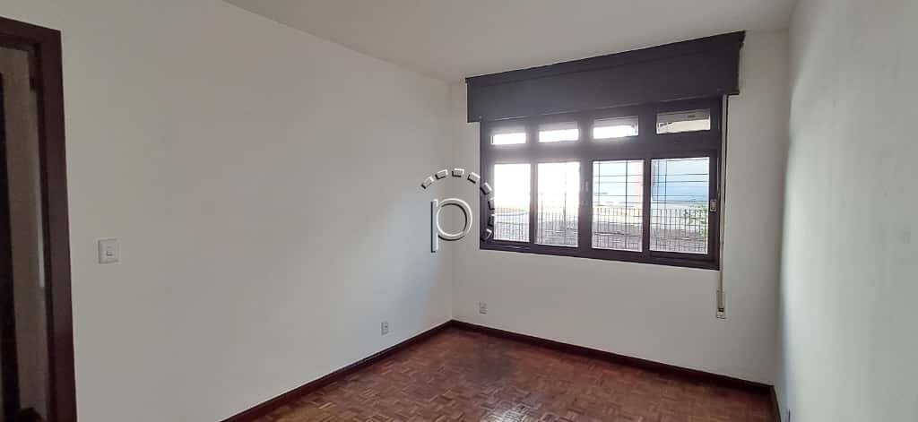 Casa à venda com 162m², 3 quartos, 1 suíte no bairro Nonoai em Porto Alegre - Foto 2
