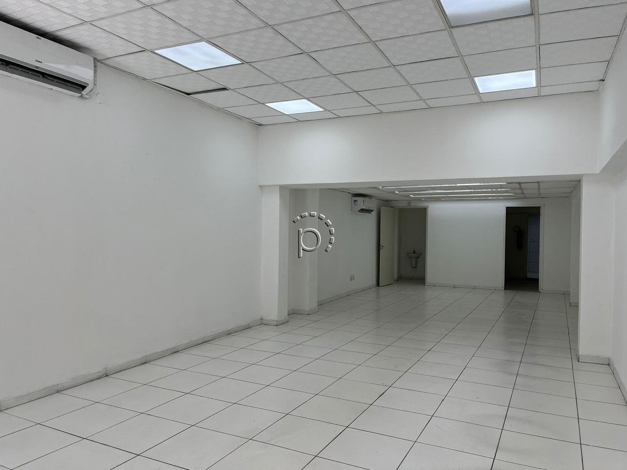 Loja para alugar com 180m² no bairro Azenha em Porto Alegre