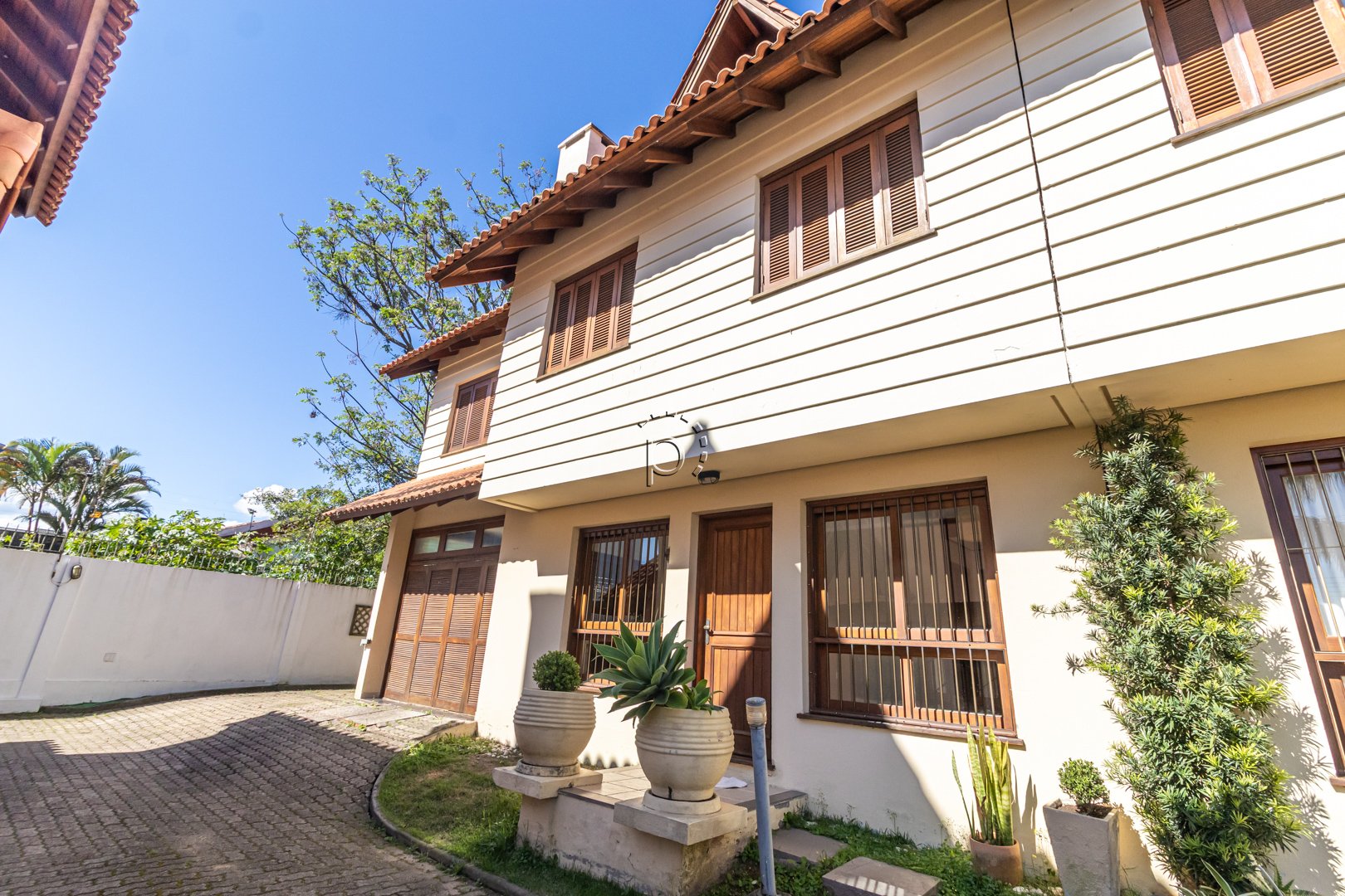 Casa em Condomínio à venda com 149m², 3 quartos, 1 suíte, 3 vagas no bairro Espirito Santo em Porto Alegre