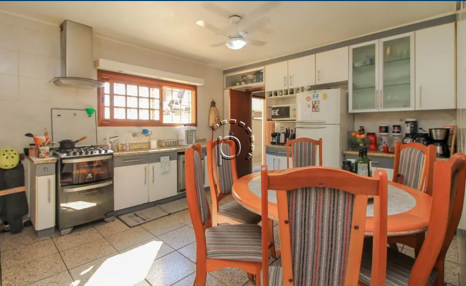 Casa à venda com 306m², 3 quartos, 1 suíte, 3 vagas no bairro Tristeza em Porto Alegre - Foto 6