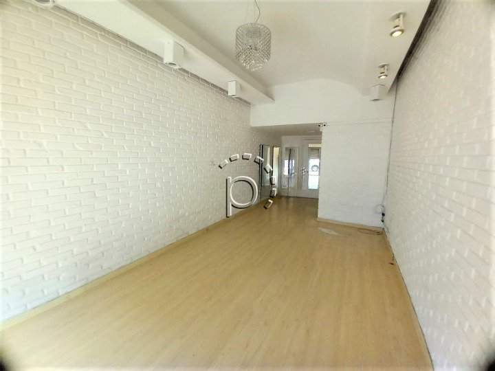Loja à venda com 36m² no bairro Tristeza em Porto Alegre