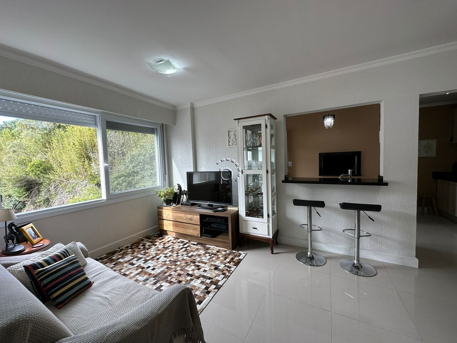 Apartamento à venda com 84m², 2 quartos no bairro Vila Assunção em Porto Alegre