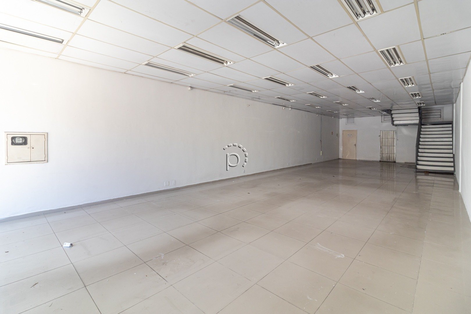 Loja para alugar com 244m² no bairro Cavalhada em Porto Alegre - Foto 3
