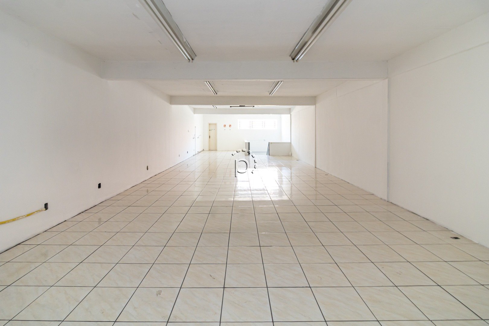 Loja para alugar com 244m² no bairro Cavalhada em Porto Alegre - Foto 12