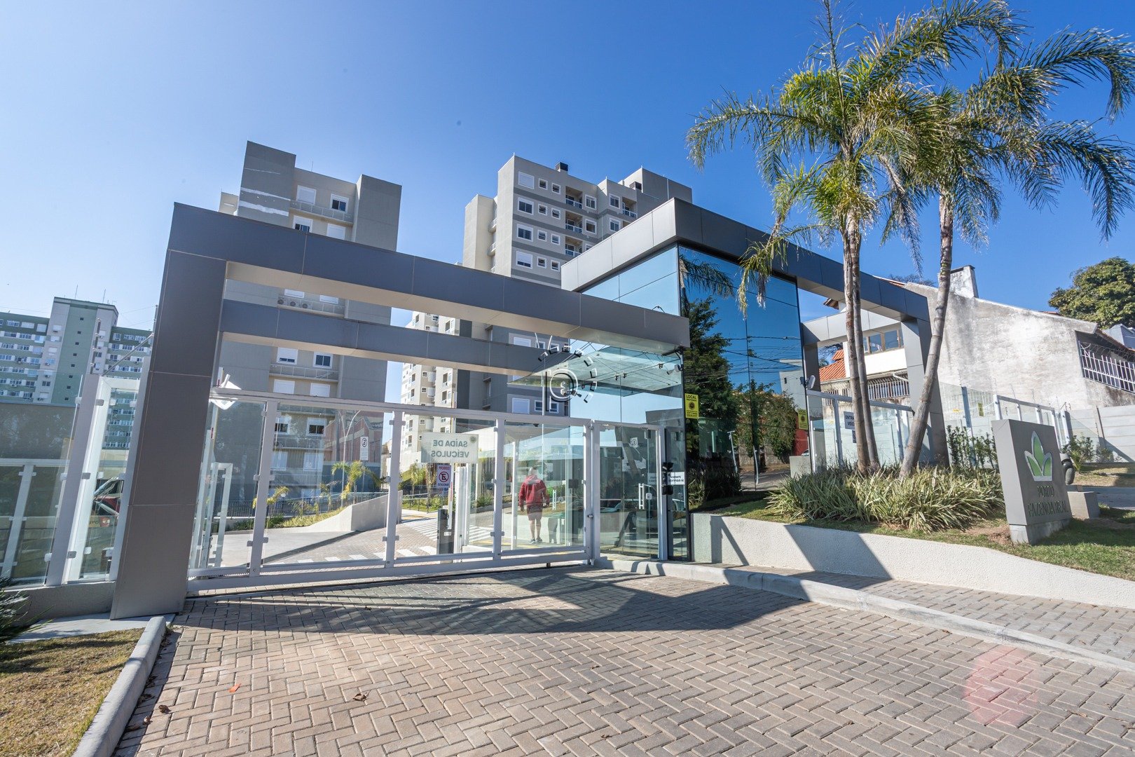 Apartamento à venda com 41m², 2 quartos, 1 suíte, 1 vaga no bairro Camaquã em Porto Alegre