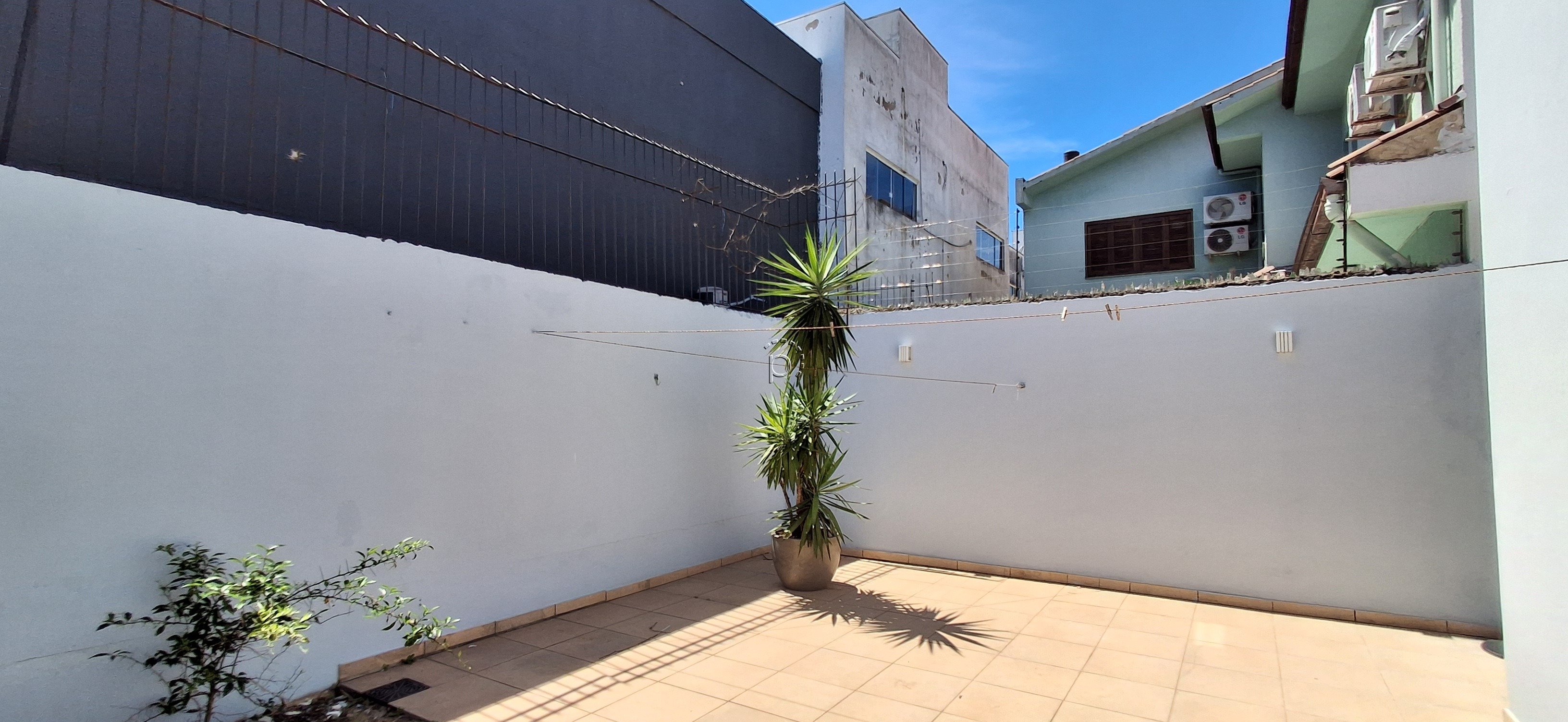 Casa em Condomínio para alugar com 120m², 3 quartos, 1 suíte, 2 vagas no bairro Hípica em Porto Alegre - Foto 17