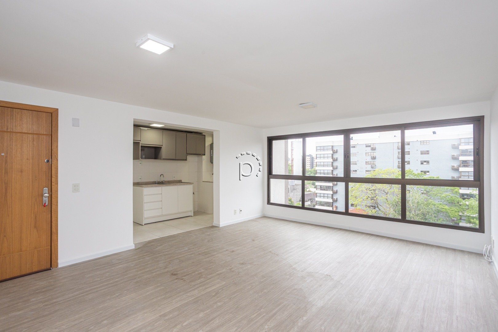 Apartamento à venda com 91m², 3 quartos, 1 suíte, 2 vagas no bairro Tristeza em Porto Alegre - Foto 3