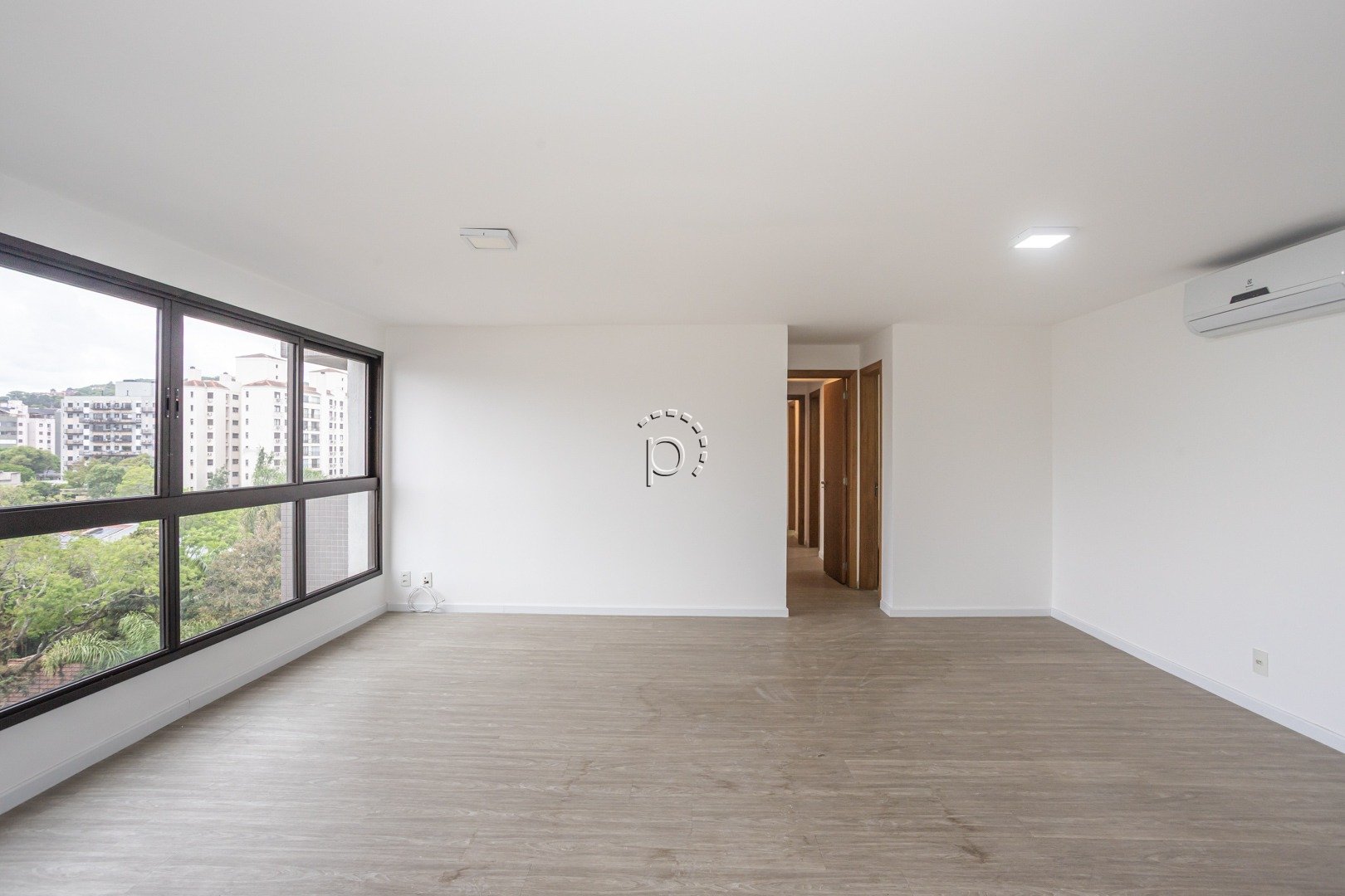 Apartamento à venda com 91m², 3 quartos, 1 suíte, 2 vagas no bairro Tristeza em Porto Alegre - Foto 7