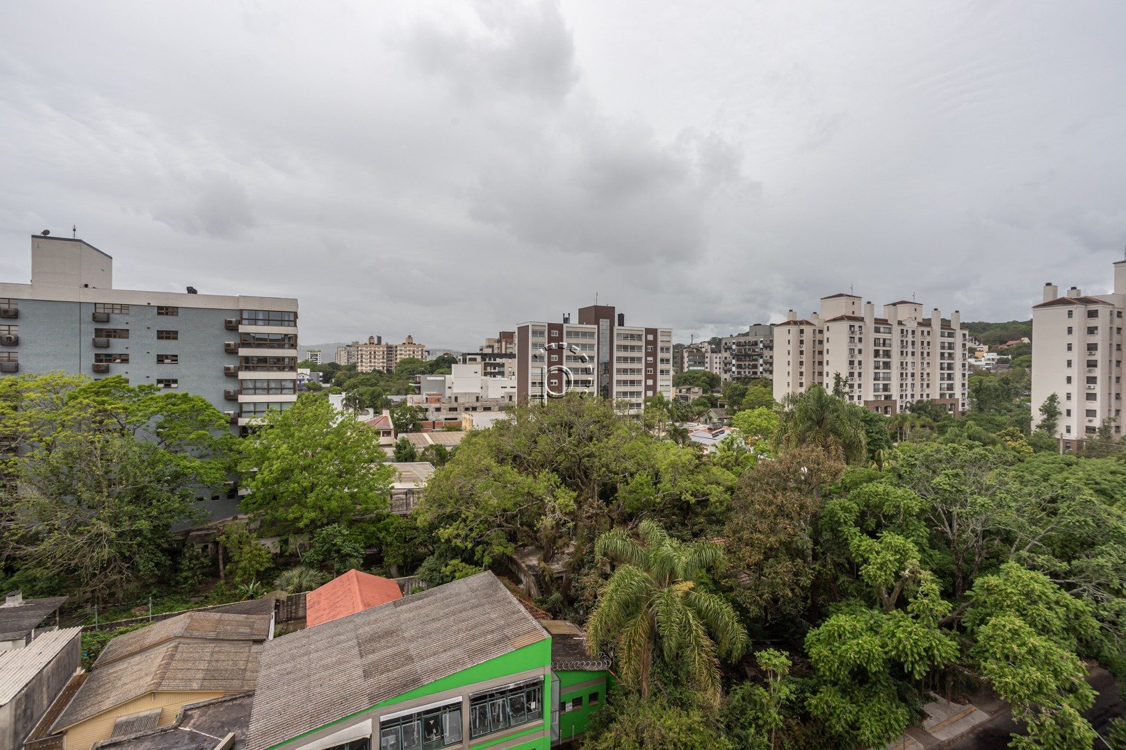Apartamento à venda com 91m², 3 quartos, 1 suíte, 2 vagas no bairro Tristeza em Porto Alegre - Foto 30