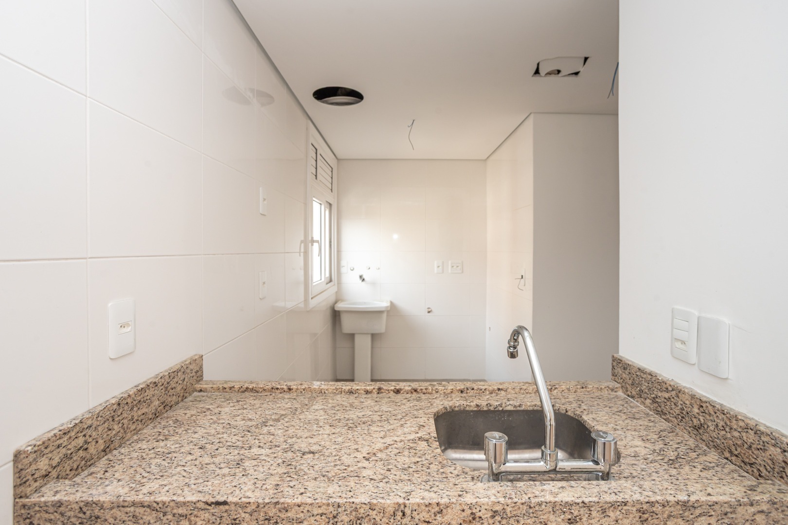 Apartamento para alugar com 87m², 2 quartos, 2 suítes, 1 vaga no bairro Tristeza em Porto Alegre - Foto 6