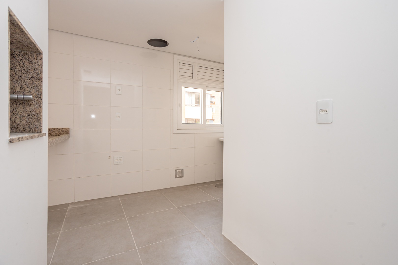 Apartamento para alugar com 87m², 2 quartos, 2 suítes, 1 vaga no bairro Tristeza em Porto Alegre - Foto 7