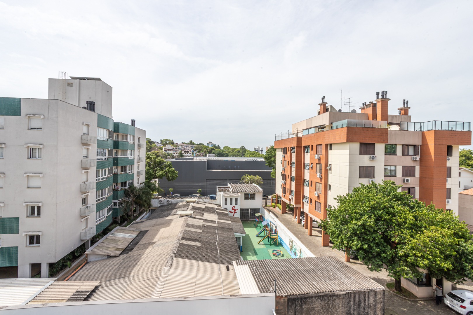 Apartamento para alugar com 87m², 2 quartos, 2 suítes, 1 vaga no bairro Tristeza em Porto Alegre - Foto 17