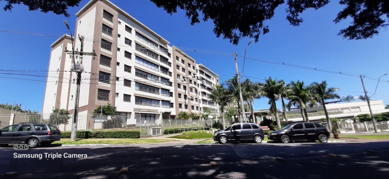 Apartamento para alugar com 97m², 2 quartos, 2 vagas no bairro Cavalhada em Porto Alegre - Foto 1