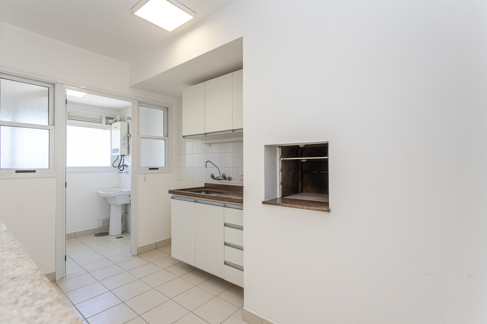 Apartamento para alugar com 86m², 3 quartos no bairro Tristeza em Porto Alegre - Foto 4