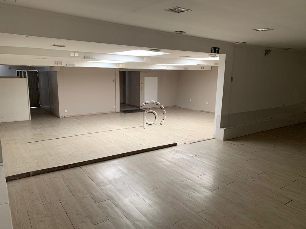 Casa Comercial para alugar com 150m², 3 quartos, 3 vagas no bairro Tristeza em Porto Alegre - Foto 7