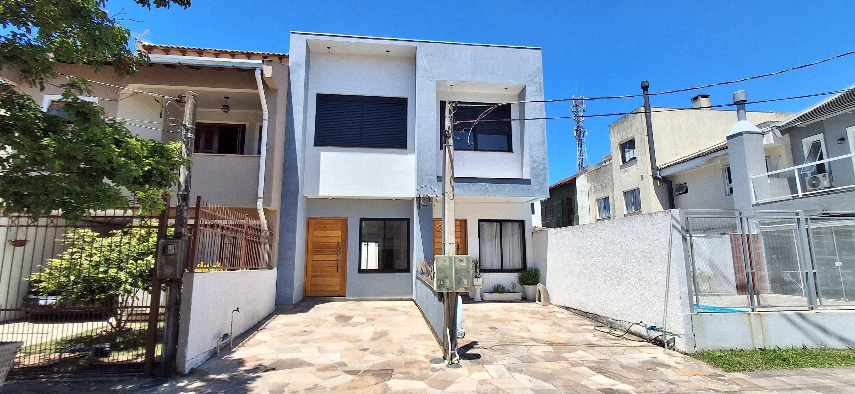 Casa para alugar com 90m², 2 quartos, 2 suítes, 1 vaga no bairro Hípica em Porto Alegre