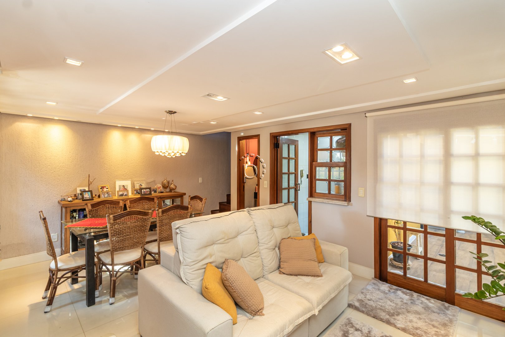 Casa em Condomínio à venda com 168m², 3 quartos no bairro Pedra Redonda em Porto Alegre