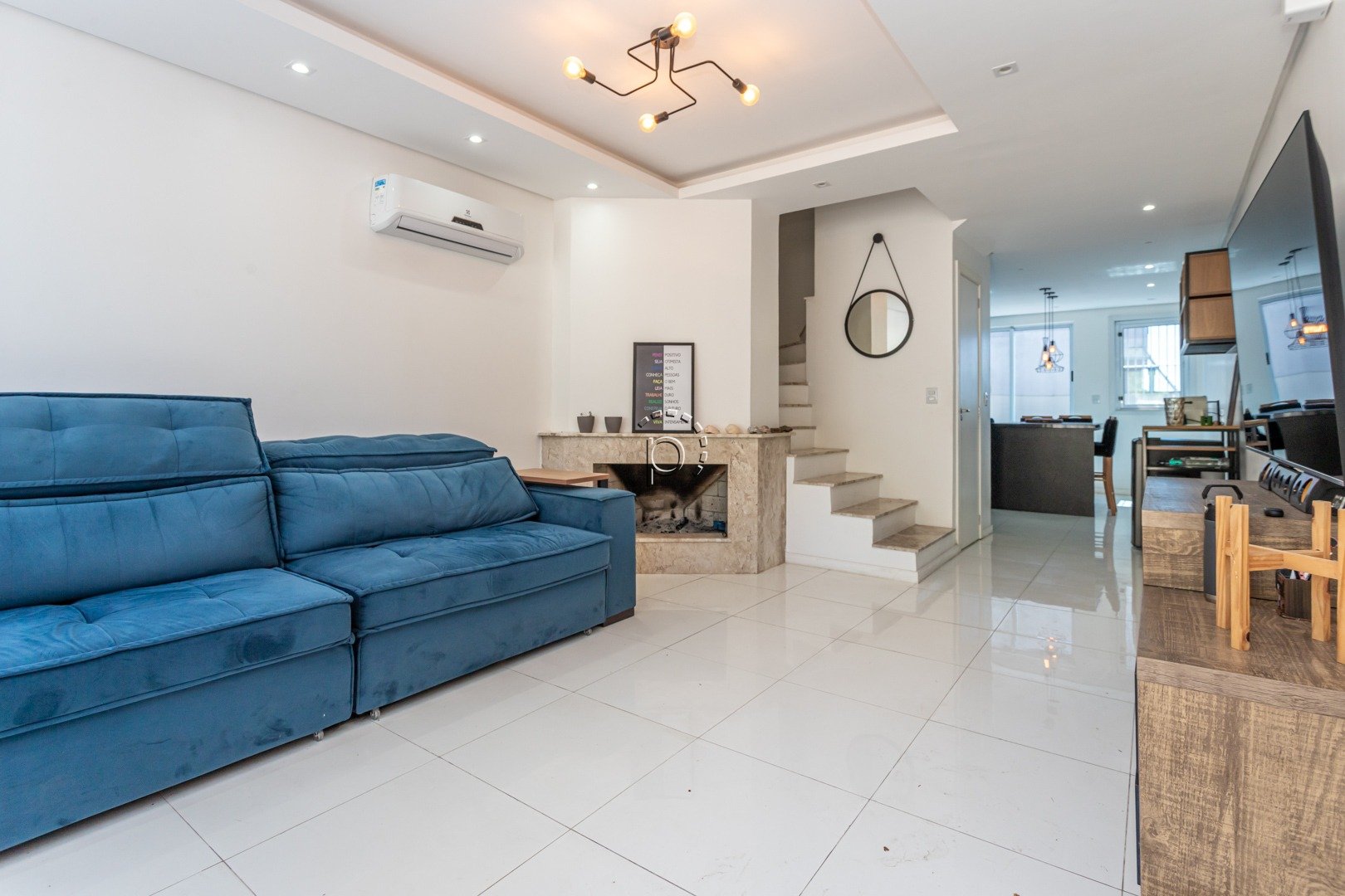 Casa para alugar com 180m², 3 quartos, 3 suítes, 3 vagas no bairro Guarujá em Porto Alegre - Foto 3