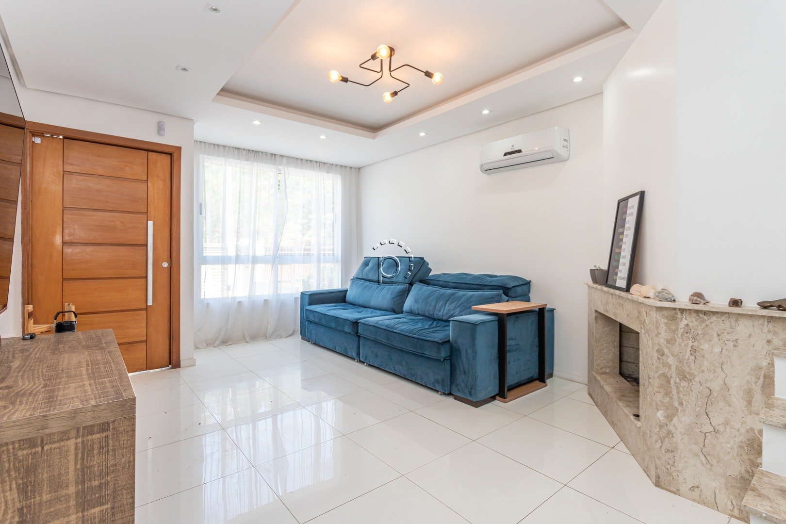 Casa para alugar com 180m², 3 quartos, 3 suítes, 3 vagas no bairro Guarujá em Porto Alegre - Foto 5