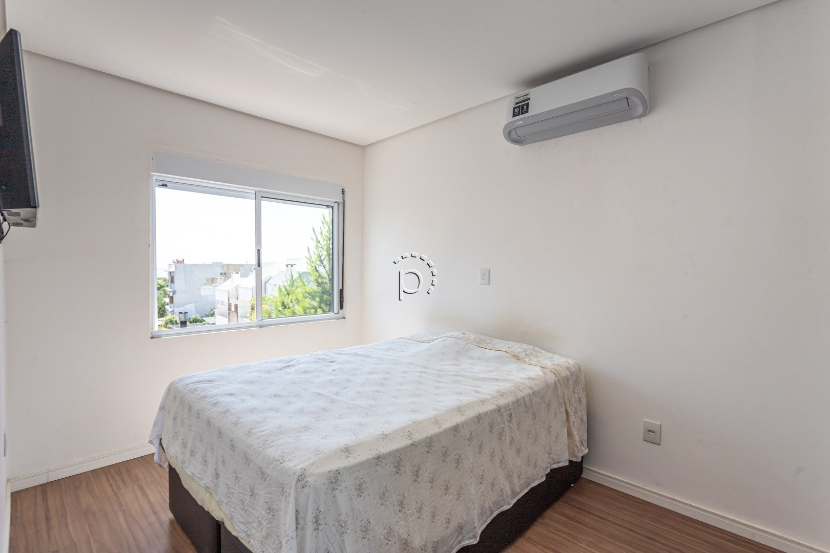 Casa para alugar com 180m², 3 quartos, 3 suítes, 3 vagas no bairro Guarujá em Porto Alegre - Foto 15