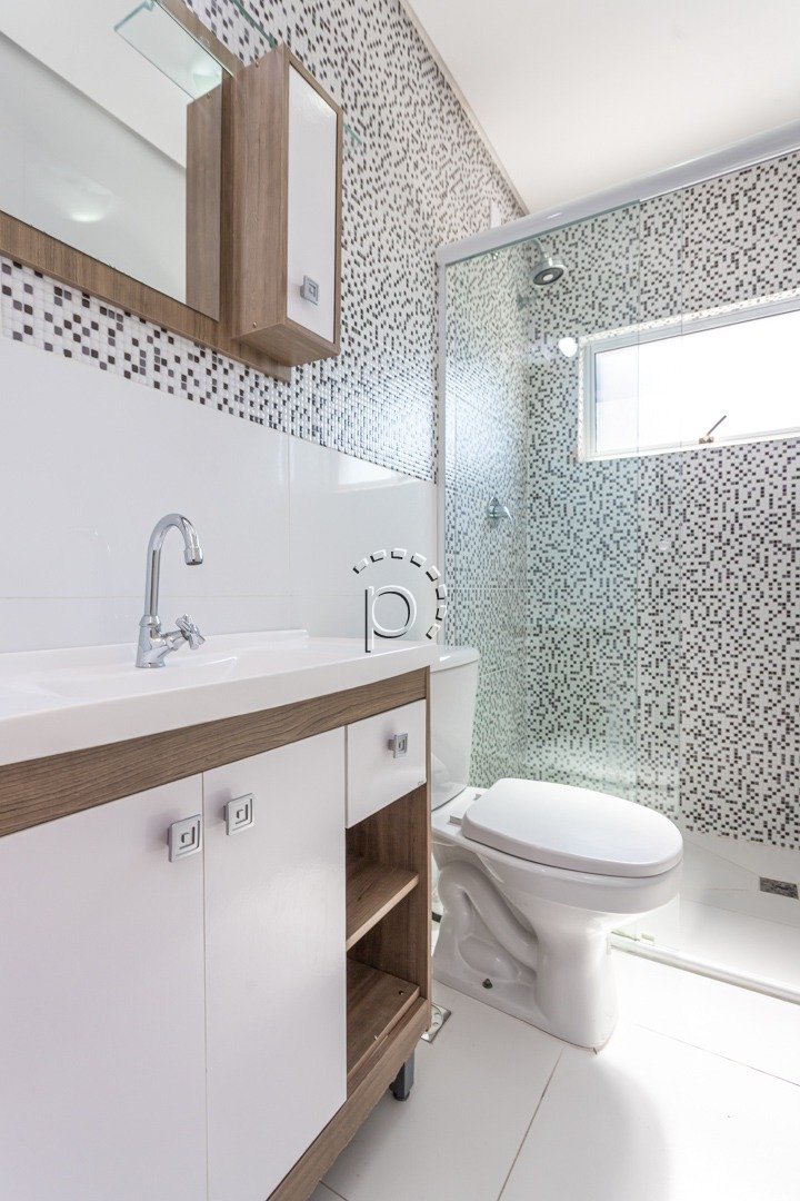 Casa para alugar com 180m², 3 quartos, 3 suítes, 3 vagas no bairro Guarujá em Porto Alegre - Foto 19